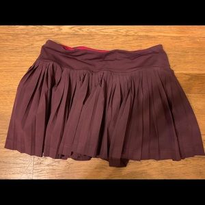 Lululemon pleat to street skirt sz 4 EUC